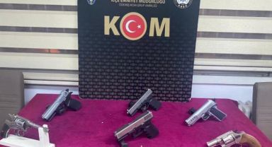 İzmir’de ruhsatsız silah operasyonu