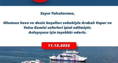 İzmir’de vapur seferlerine fırtına engeli