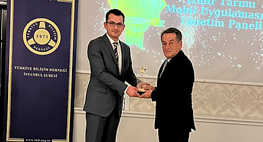 İzmir Tarımı mobil uygulaması 2022'nin en iyi projesi seçildi