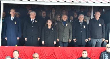 Menemen’de devrim şehitlerine saygı günü