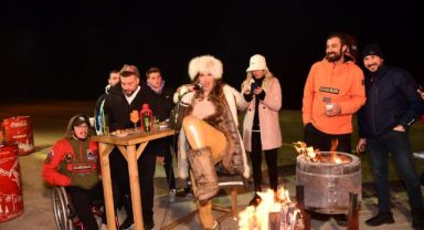 Uludağ'da kar yok parti var