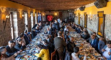 Batur'dan Roman Toplumuna 'Buluşma' çağrısı