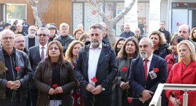 Bayraklı Uğur Mumcu'yu unutmadı!