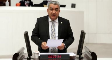 Bedri Serter’den Hükümete “kepenk indirme” tepkisi