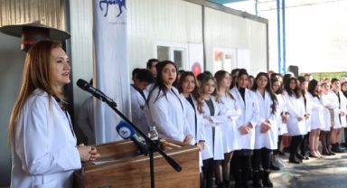 DEÜ Veterinerlikte beyaz önlük heyecanı