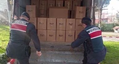 İzmir'de 2 milyon doldurulmuş makaron ele geçirildi