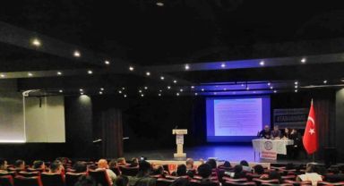 İzmir’deki özel sektör öğretmenleri buluştu