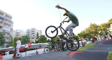 Karşıyaka'da bir ilk: Pump Track Yarışı