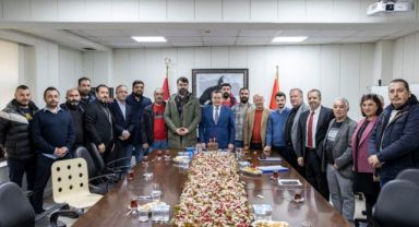 Konak Belediyesi ile DİSK arasındaki toplu iş sözleşmesinde imzalar atıldı