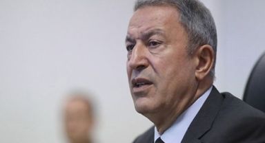 Milli Savunma Bakanı Akar'dan İsveç'e sert tepki!