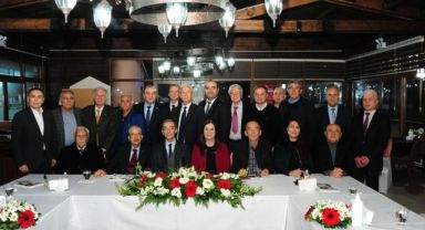 Vali Nehrozoğlu’ya Balçova’da vefa gecesi