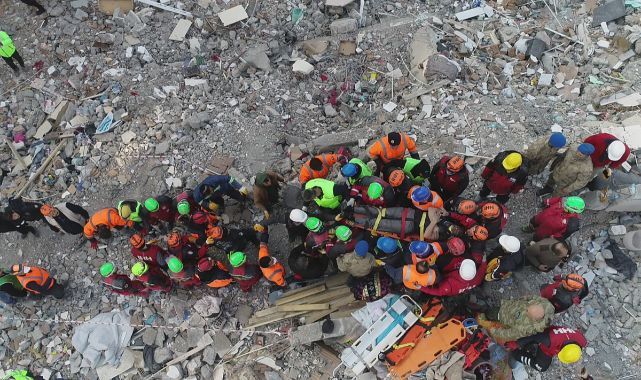 107. saatte sevincin adresi Arzu Apartmanı