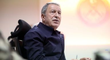Bakan Akar'dan