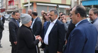 CHP İzmir dayanışma için deprem bölgesinde