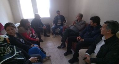 CHP’li Sertel İzmir’e sığınan depremzedeleri ziyaret etti