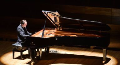 Dayanışma konserinde son durum: Biletler yarım saatte bitti!