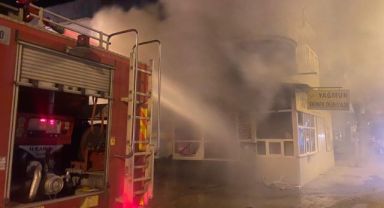 Deprem bölgesinde fırın yandı