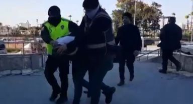 Depremi fırsat bilerek hırsızlık yapan 5 kişi tutuklandı