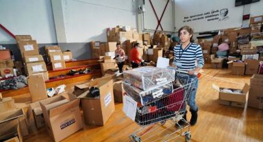 Gaziemir Belediyesi’nden ilçeye yerleşen depremzedelere tam destek