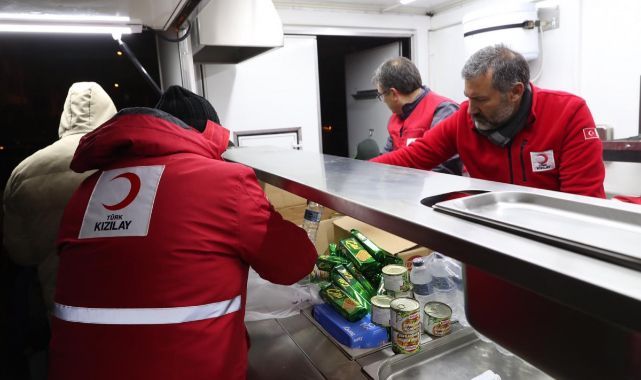 İşte Kızılay'ın deprem bölgesindeki gıda ve yardım dağıtım noktaları!