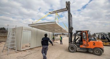 İzmir Büyükşehir, 5 binin üzerinde depremzedeyi konteyner kente taşıyacak