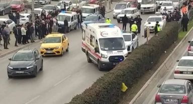 İzmir’de otomobilin çarptığı yaşlı kadın hayatını kaybetti