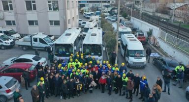 Konak’tan Hatay’a yardım konvoyu yola çıktı