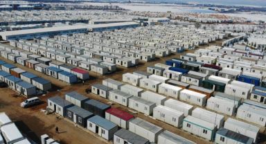 Malatya'da 10 bin kişinin barınacağı konteyner kente aileler yerleşmeye başladı