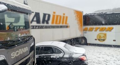 TEM Otoyolu Bolu geçişinde zincirleme kaza: 5 yaralı