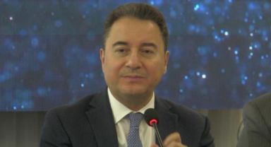 Babacan yeniden deprem bölgesinde: Borçları silmek lazım