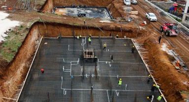 Bakan Kurum: Deprem bölgesinde şu ana kadar 53 bin 830 konutumuzun yapım sürecini başlattık