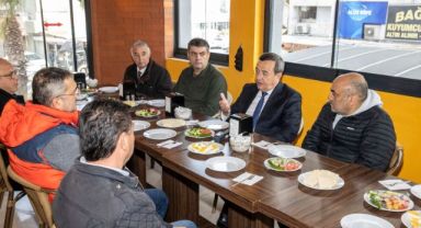 Batur’dan Gıda Çarşısı esnafına destek teşekkürü