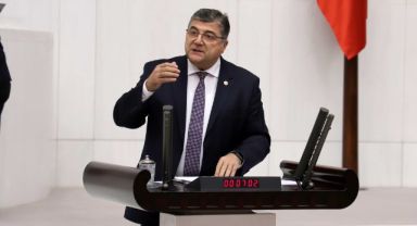 CHP'li Sındır: Geç gelen EYT adaleti