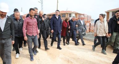 Depremden etkilenen 11 ilde kalıcı konutların temeli atılıyor