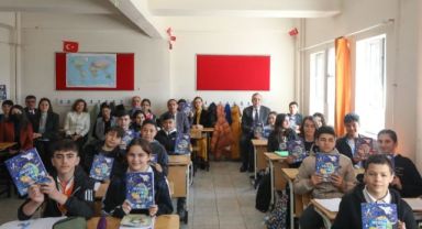DEÜ'den Buca'da öğrencilere bilim dokunuşu