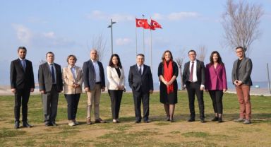 Ekonomi muhabirleri sandığa gidiyor!