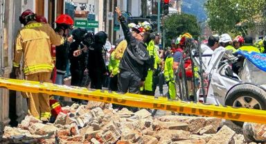 Ekvador'da 6,7 büyüklüğünde deprem!