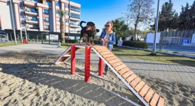 Gaziemir’in tematik parklarına yoğun ilgi