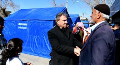 Gelin kafamızı kuma gömüp, İduğ'u linç edelim! Böylesi daha kolay...