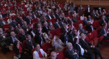 İşveren ile işçi karşı karşıya! ‘İnsani yaşam’ talebine alkışlı destek!