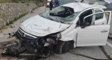 İzmir'de feci kaza: 2 ölü, 1 ağır yaralı