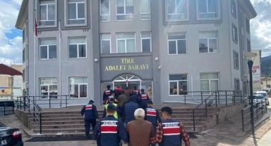 İzmir’de kaçak kazı yapan 7 kişiye suçüstü