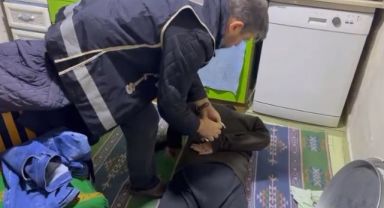 İzmir polisinden tefecilere şafak operasyonu