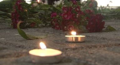 İzmirli depremzedeler asrın felaketinde hayatını kaybedenleri unutmadı