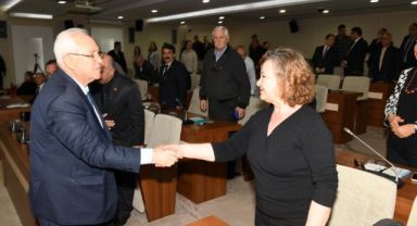 Karabağlar Belediyesi muhtar toplantıları başladı