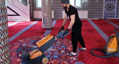 Narlıdere'de camiler ramazana hazır