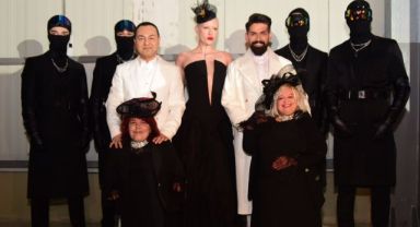 Serdar Ortaç Bilsem ki şarkısının yeni klibinde kamera karşısına geçti