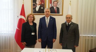 Türk ve Japon bilim insanlarından eklembacaklı kaynaklı hastalıklara karşı ortak mücadele