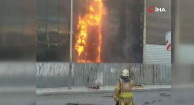 6 katlı iş yerinde korkutan yangın