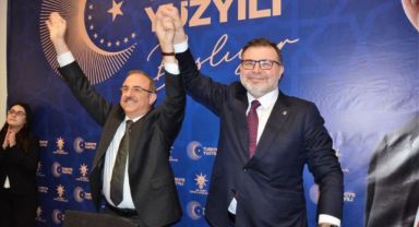 AK Parti İzmir’de devir teslim! Ne mesajlar verildi?